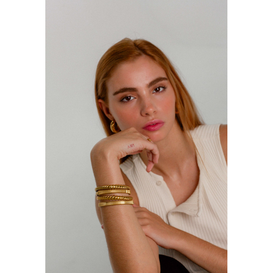 Brazalete insignia curvo