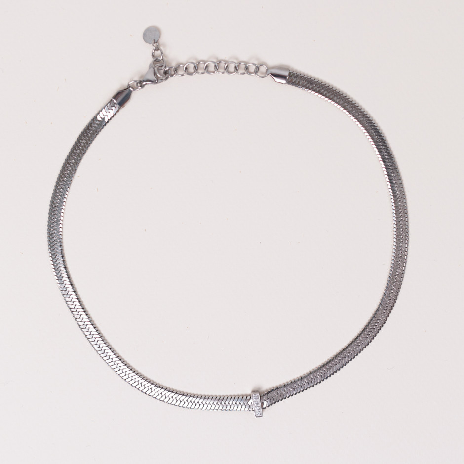 Collar vendetta v plateado