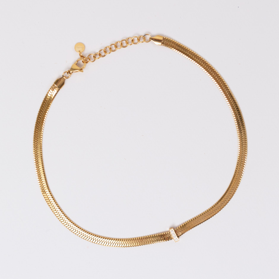 Collar vendetta v dorado