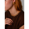 Pendiente donatella curve dorado