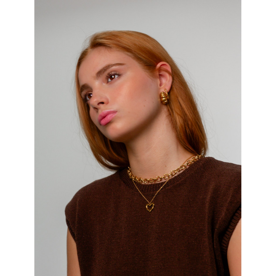 Pendiente donatella curve dorado